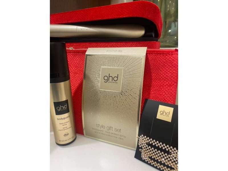 GHD Style Festive Styling Gift Set